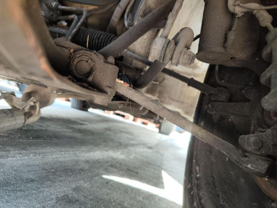 BRAZO SUSPENSION DELANTERO IZQUIERDO
