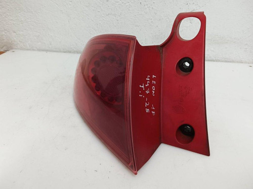  PILOTO TRASERO IZQUIERDO SEAT LEON (1P1) 