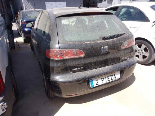SEAT IBIZA (6L1) — vehículo donante para recambios 