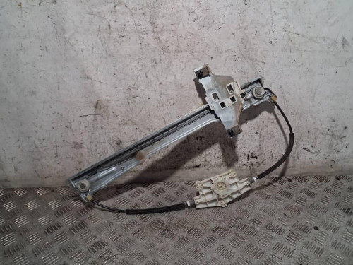 ELEVALUNAS DELANTERO IZQUIERDO 