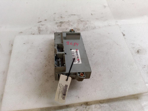  CAJA RELES / FUSIBLES 