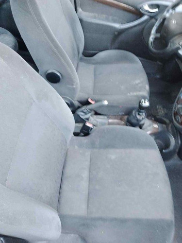 FORD FOCUS BERLINA (CAK) — vehículo donante para recambios 