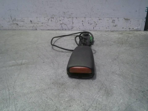 ENGANCHE CINTURON DELANTERO DERECHO VOLVO S60 BERLINA 