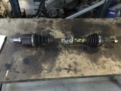 TRANSMISION DELANTERA IZQUIERDA
