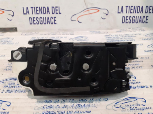  CERRADURA PUERTA DELANTERA IZQUIERDA 