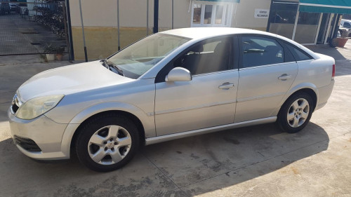Opel Vectra C Berlina (07.2005->) — автомобиль-донор на запчасти 