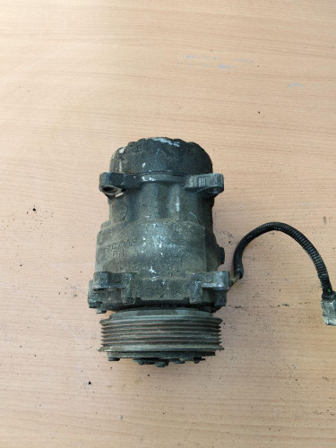 COMPRESOR AIRE ACONDICIONADO 