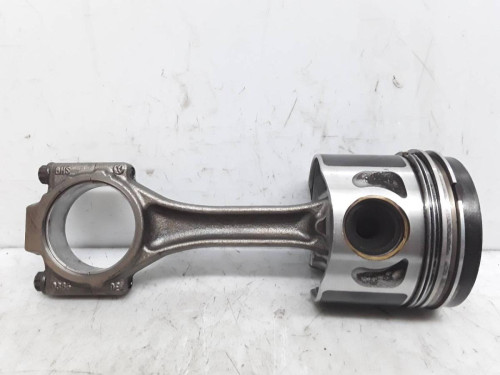 PISTON Seat TOLEDO (5P2) 