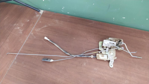 CERRADURA PUERTA DELANTERA DERECHA Ford RANGER (EQ) 