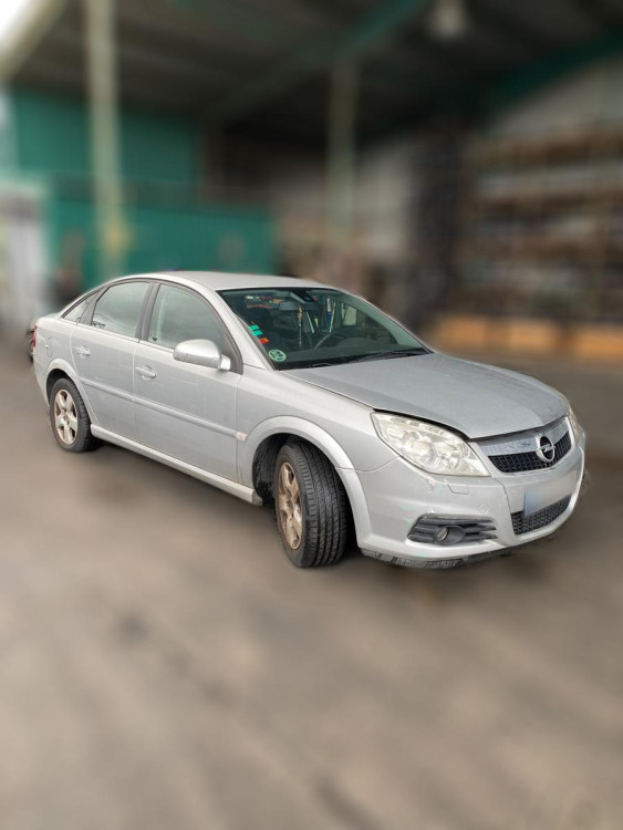 OPEL VECTRA C BERLINA
