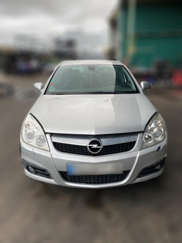  OPEL VECTRA C BERLINA 