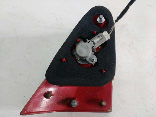  PILOTO TRASERO CENTRAL ALFA ROMEO 147 (190) 