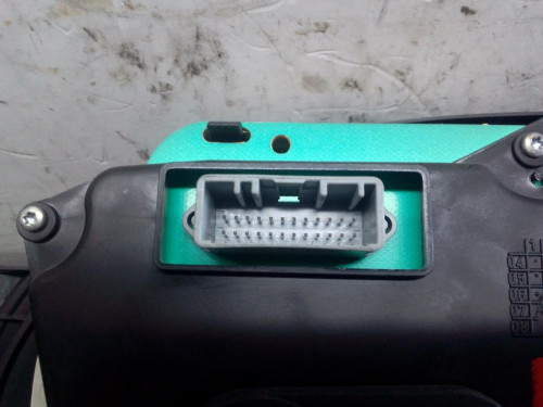  CUADRO INSTRUMENTOS DACIA SANDERO 
