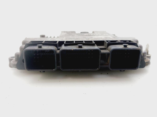 CENTRALITA MOTOR UCE Ford FOCUS BERLINA (CAP) 