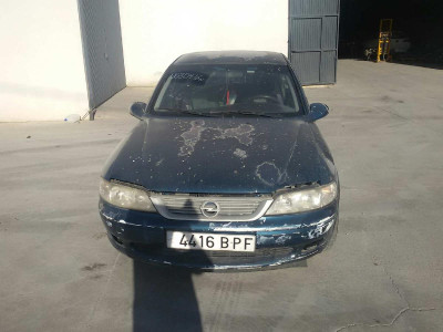 OPEL VECTRA B BERLINA