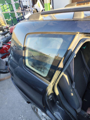 LUNA CUSTODIA TRASERA DERECHA, KIA, CARENS (RS)