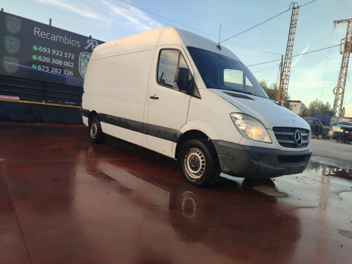  MERCEDES-BENZ SPRINTER II JAMES COOK (906) 