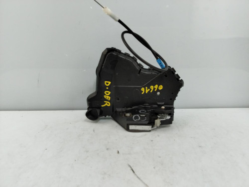 CERRADURA PUERTA DELANTERA DERECHA Toyota AURIS (E18) 