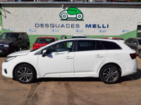 TOYOTA AVENSIS TOURING SPORTS (T27)