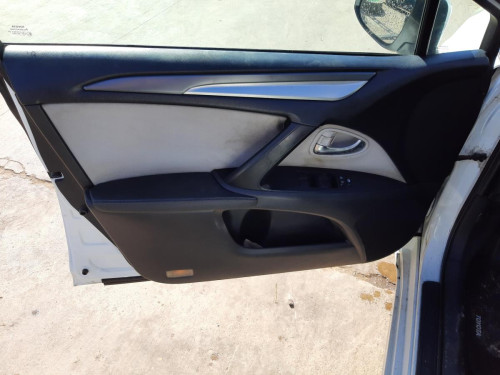  TOYOTA AVENSIS TOURING SPORTS (T27) 