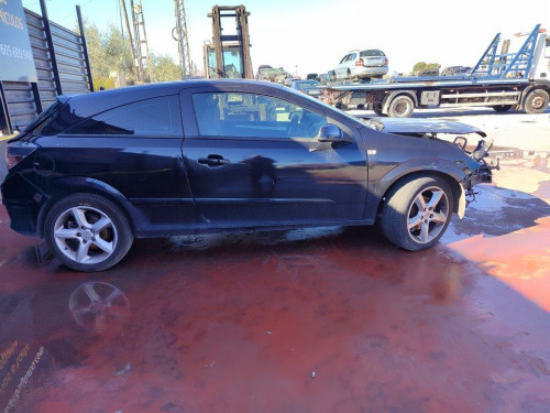  OPEL ASTRA H GTC 