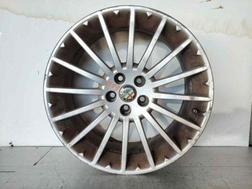 LLANTA Alfa Romeo GT (125) 