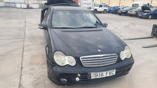  MERCEDES-BENZ CLASE C (BM 203) BERLINA 