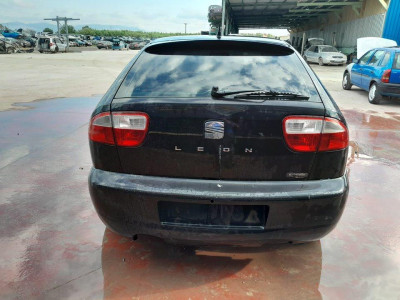 SEAT LEON (1M1)