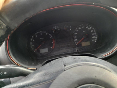 SEAT LEON (1M1)