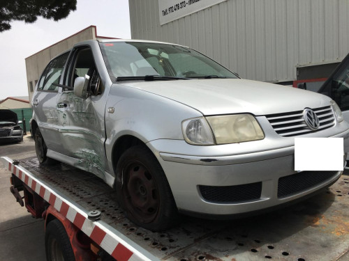 VOLKSWAGEN POLO III BERLINA (6N2) — Donor Vehicle for Used Parts 