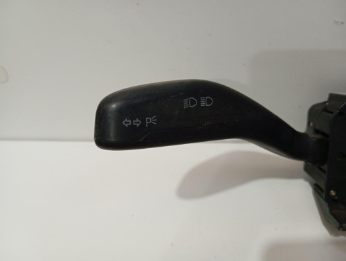 MANDO MULTIFUNCION Volkswagen POLO IV (9N1) 