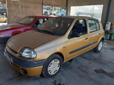 RENAULT CLIO II FASE I (B/CB0)