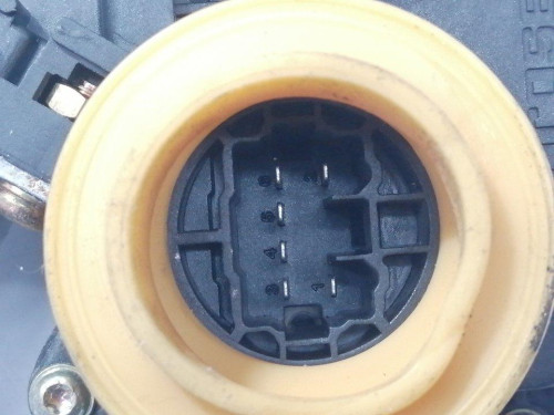  ELEVALUNAS DELANTERO DERECHO TOYOTA COROLLA VERSO (R1) 