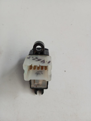  MANDO ELEVALUNAS TRASERO IZQUIERDO NISSAN QASHQAI (J11E) 