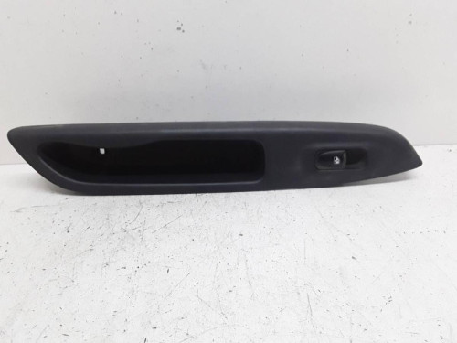 MANDO ELEVALUNAS TRASERO DERECHO HYUNDAI ACCENT (MC) 