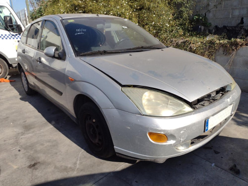  FORD FOCUS BERLINA (CAK) 
