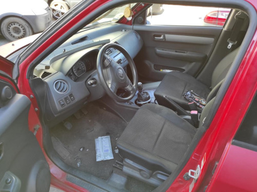 SUZUKI SWIFT BERLINA (RS/MZ) — vehículo donante para recambios 