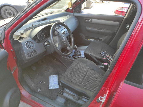 SUZUKI SWIFT BERLINA (RS/MZ) — vehículo donante para recambios 