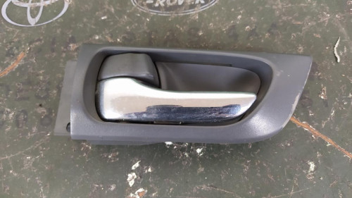 MANETA INTERIOR TRASERA IZQUIERDA Toyota LAND CRUISER (J12) 