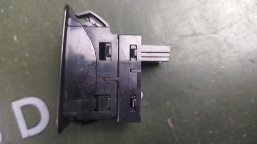 MANDO ELEVALUNAS DELANTERO DERECHO BMW SERIE X3 (F25) 