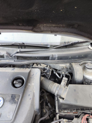 BRAZO LIMPIA DELANTERO IZQUIERDO