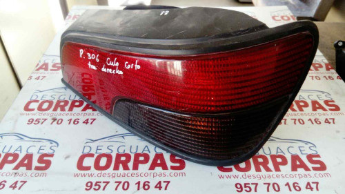  PILOTO TRASERO DERECHO 