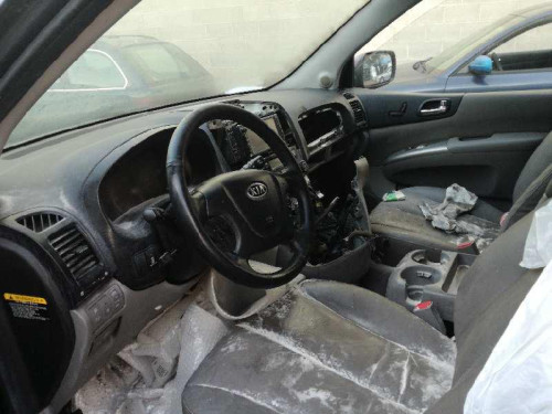 KIA CARNIVAL — Donor Vehicle for Used Parts 