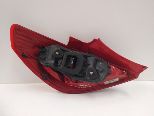  PILOTO TRASERO DERECHO Opel CORSA D 