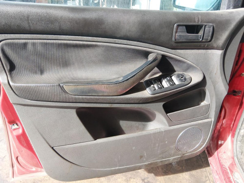 FORD C-MAX (CB3)(2007) — vehículo donante para recambios 