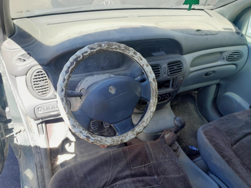 RENAULT SCENIC I (JA...) — vehículo donante para recambios 