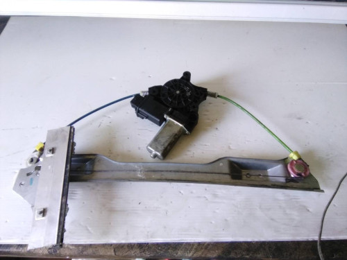 ELEVALUNAS DELANTERO IZQUIERDO Opel CORSA D 