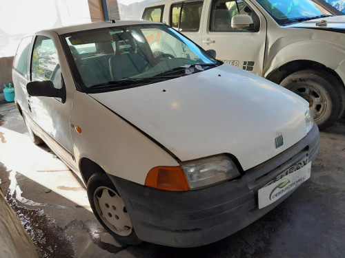  FIAT I PUNTO (176) BERLINA 