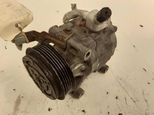  COMPRESOR AIRE ACONDICIONADO 