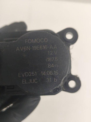 MOTOR APERTURA TRAMPILLAS CLIMATIZADOR, FORD